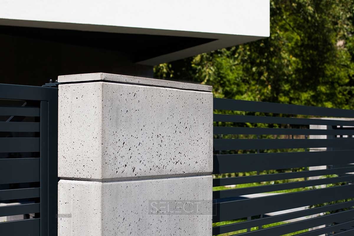 Гарні сучасні паркани для будинку - дизайнерські блоки для огорожі з архітектурного бетону
